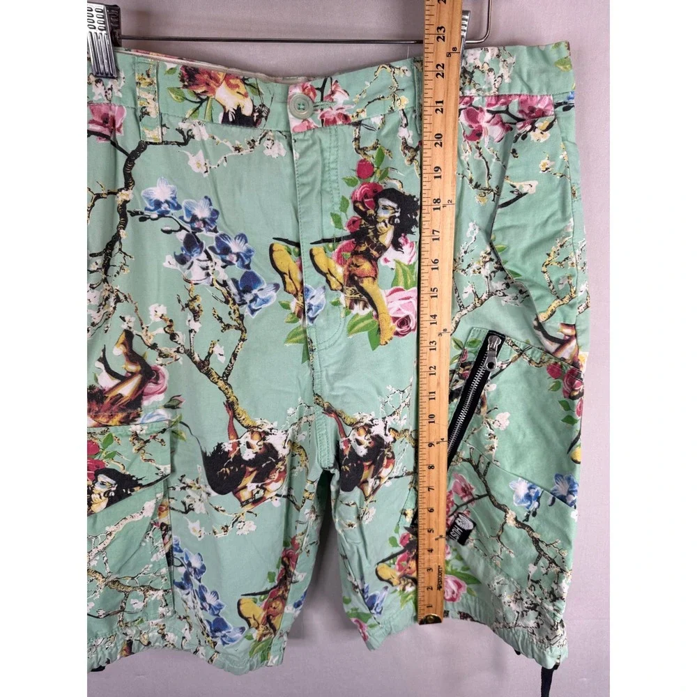 Hustle Gang Men Mint Green Pin Up Floral Graphic Cargo Shorts Size 36 Streetwear